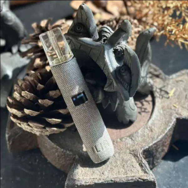 ILIA哩亞布紋主機｜獨特編織紋理｜兼容一代煙彈｜舒適手感｜超高顏值